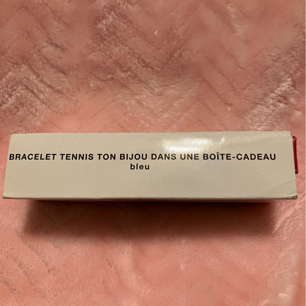 Avon tennis bracelet - Picture 3 of 8